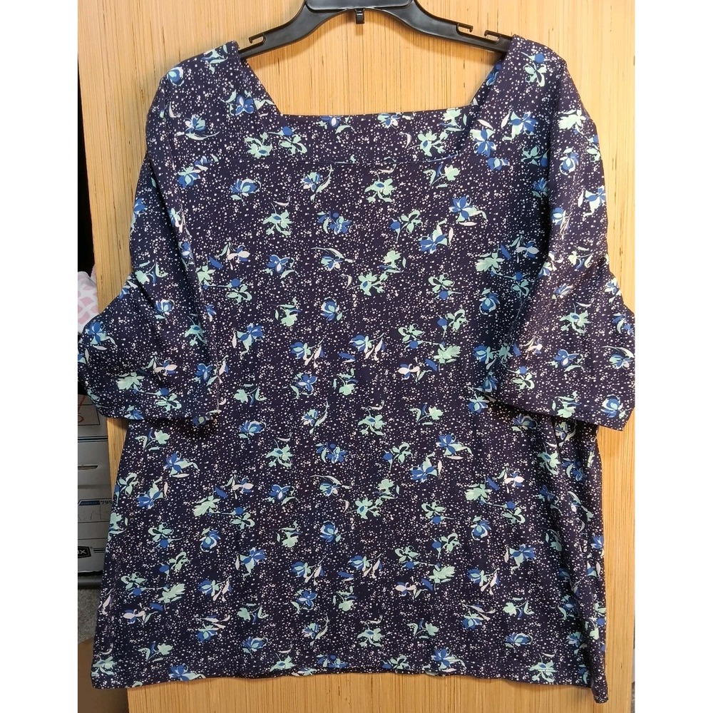 Coral Bay 1X Ladies Flowers Specklef Square Neck Pullover Short‎ Sleeve Stretch